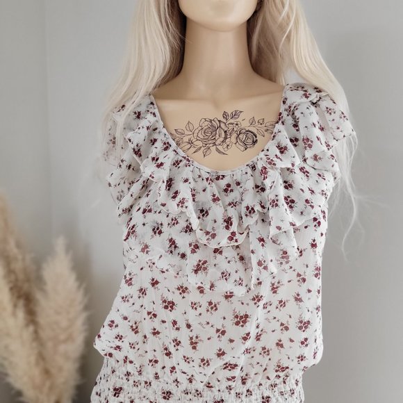 Floral Miley Cyrus semi sheer blouse - Picture 7 of 12